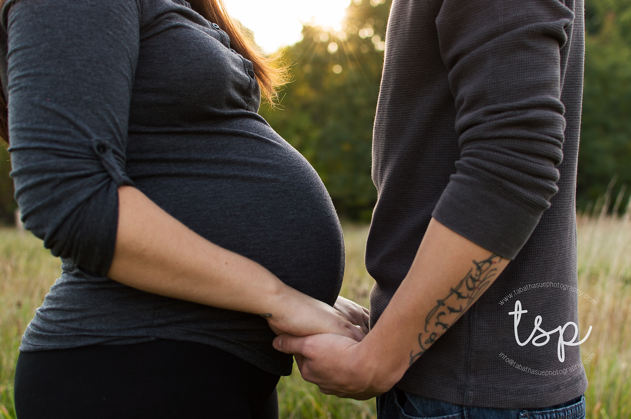 golden-hour-maternity-session-at-west-creek-reservation-in-parma-ohio-44130-maternity-pictures-by-a-lifestyle-photographer-in-northeast-ohio.png